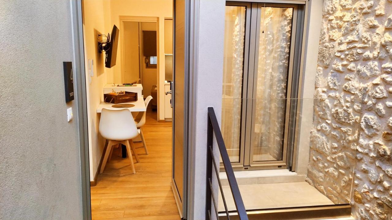Uni Island - Old Town Suites Heraklion  Екстер'єр фото