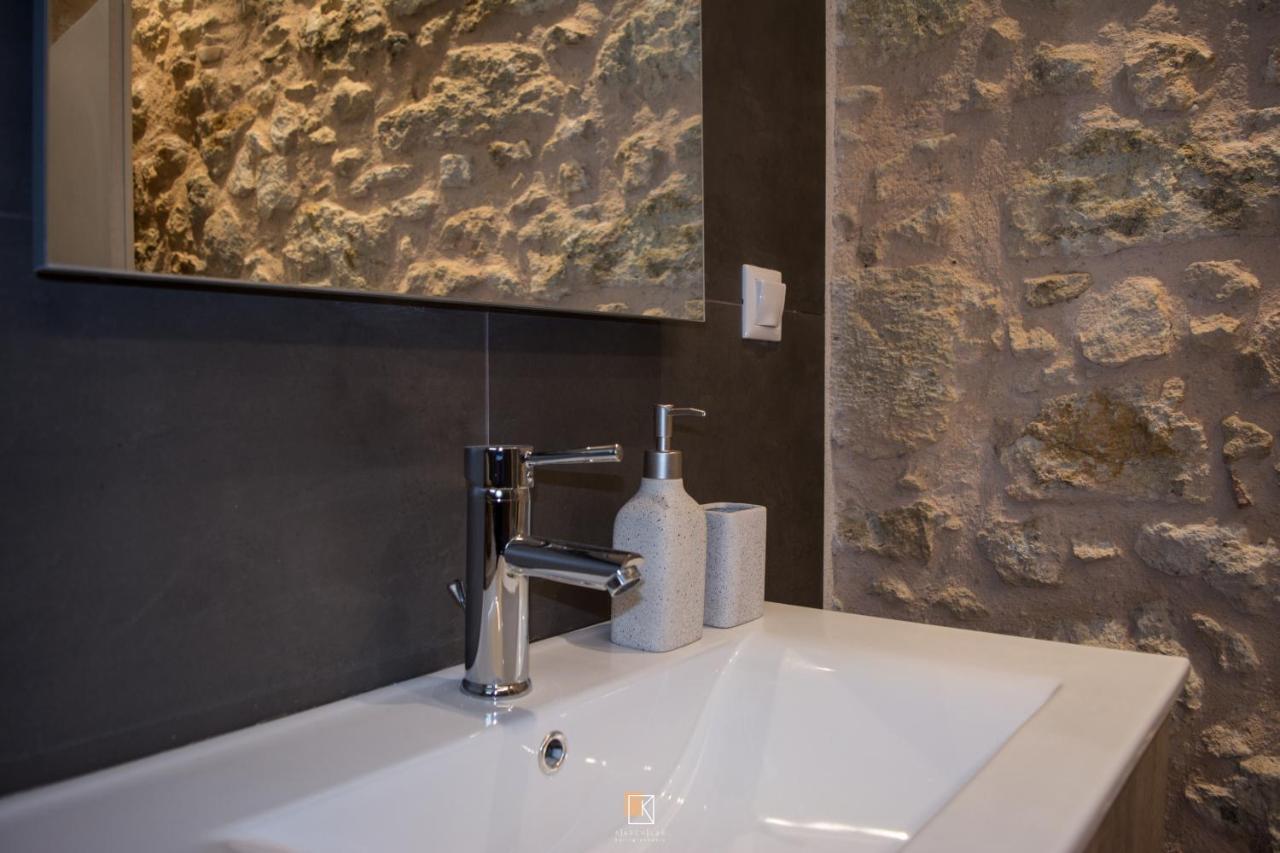 Uni Island - Old Town Suites Heraklion  Екстер'єр фото