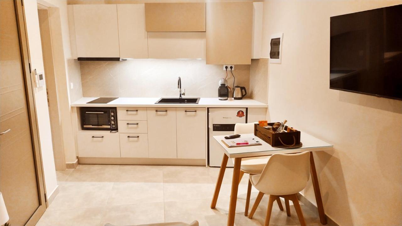 Uni Island - Old Town Suites Heraklion  Екстер'єр фото